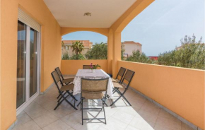 Two-Bedroom Apartment in Vir